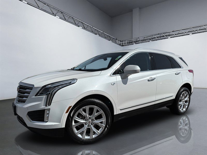 Used 2018 Cadillac XT5 Luxury w/ Driver Awareness Package AWD/4WD image 29
