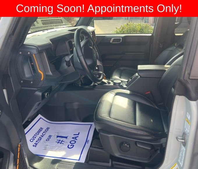 Used 2024 Ford Bronco Badlands AWD/4WD image 3