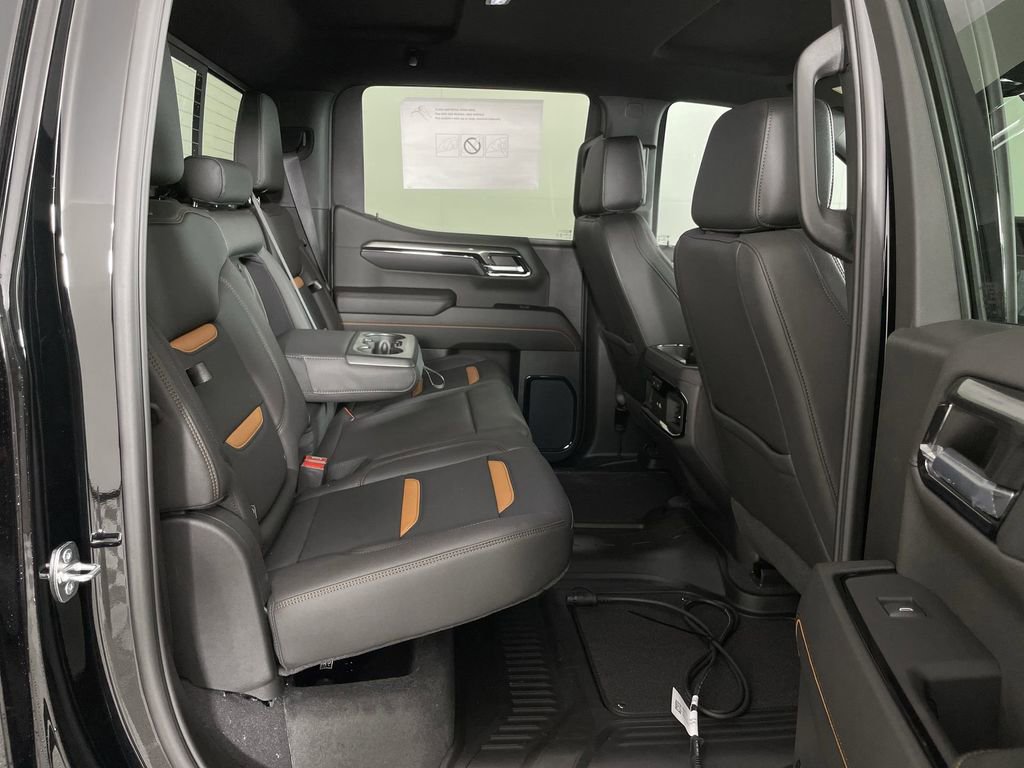 Used 2024 GMC Sierra 1500 AT4 w/ Technology Package image 27