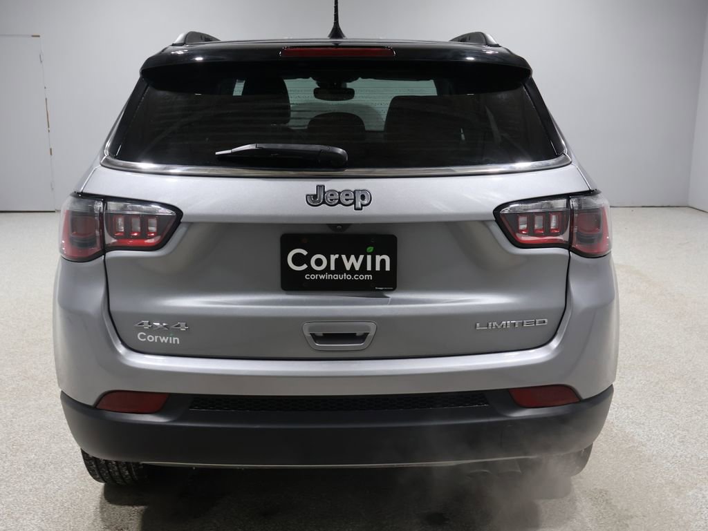 Used 2022 Jeep Compass Limited image 3