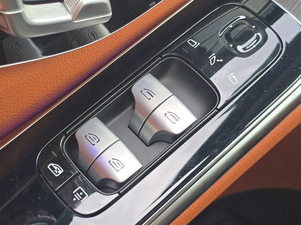 Used 2022 Mercedes-Benz S 580 4MATIC Sedan image 30