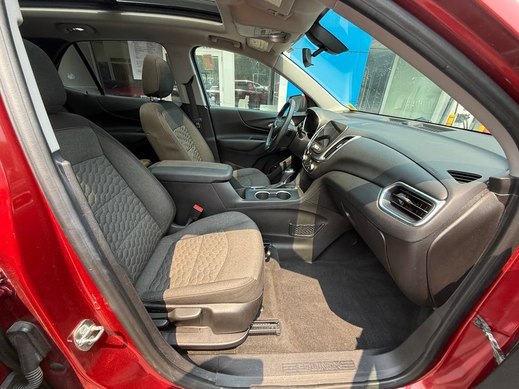 Used 2018 Chevrolet Equinox LT w/ Sun & Infotainment Package FWD image 38