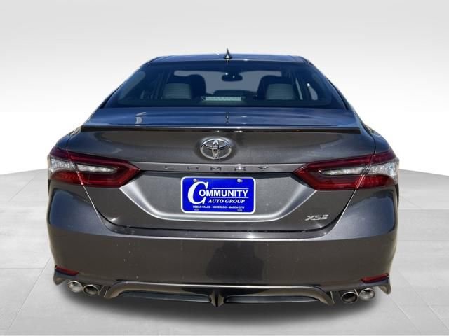 Used 2023 Toyota Camry XSE FWD image 5