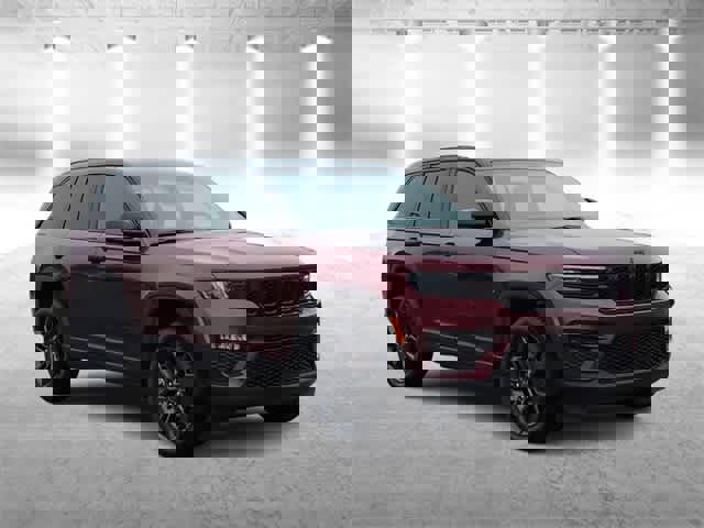 New 2025 Jeep Grand Cherokee Limited image 2