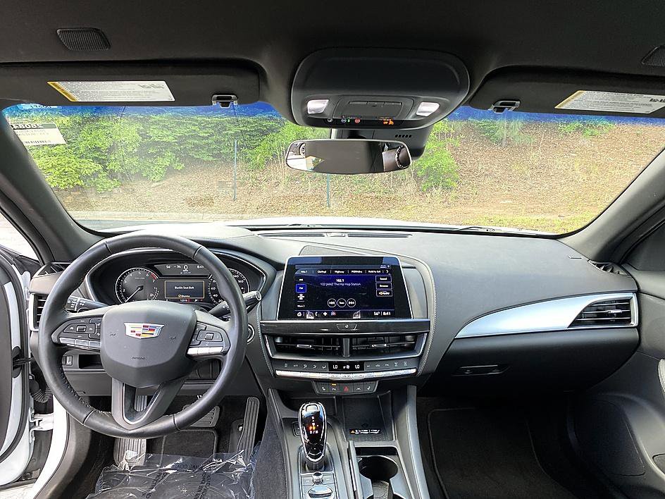 Used 2024 Cadillac CT5 Luxury w/ Cold Weather Package RWD image 18