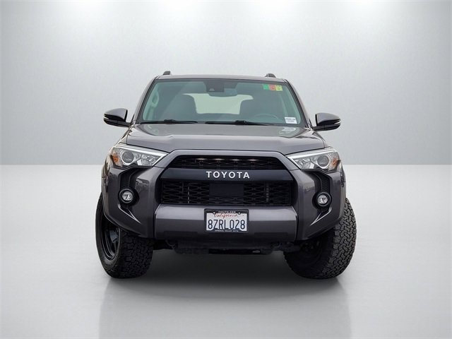 Used 2022 Toyota 4Runner SR5 Premium image 2