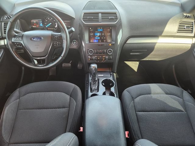 Used 2019 Ford Explorer XLT w/ Equipment Group 201A FWD image 28