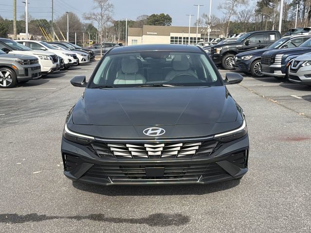 New 2026 Hyundai Elantra Limited image 2