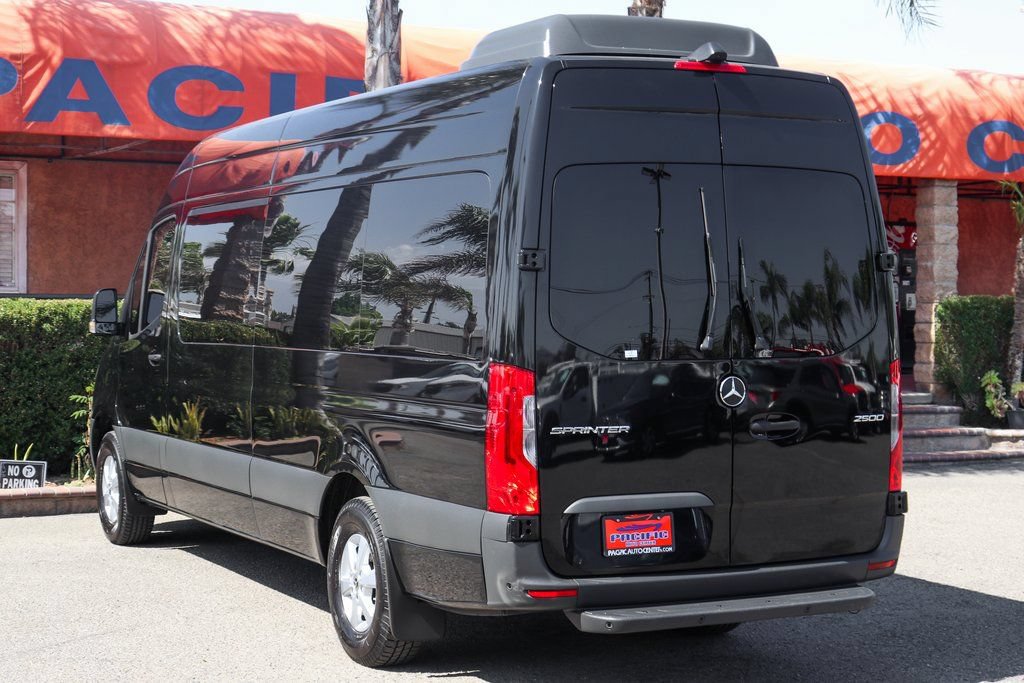Used 2023 Mercedes-Benz Sprinter 2500 image 6