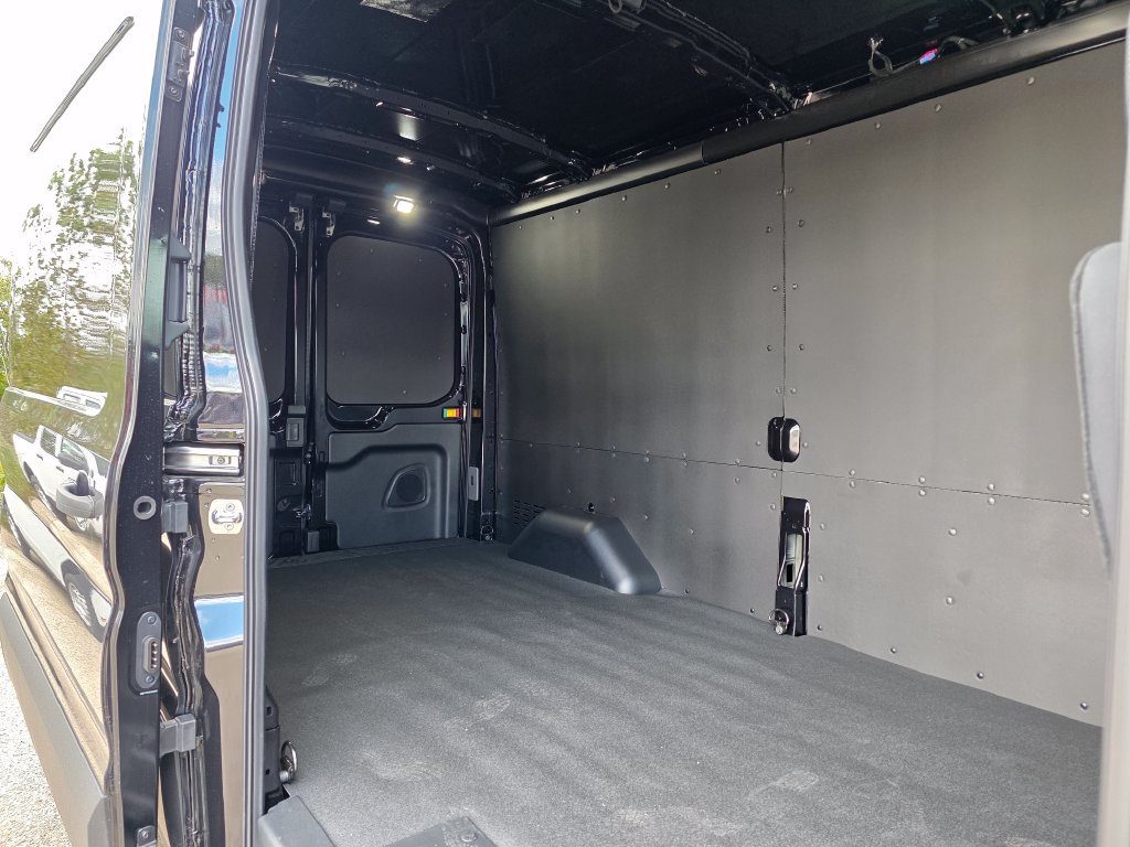 New 2026 Ford Transit 250 148 Medium Roof w/ Load Area Protection Package RWD image 25