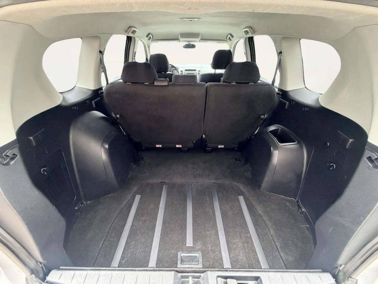 Used 2010 Mitsubishi Outlander ES AWD/4WD image 5