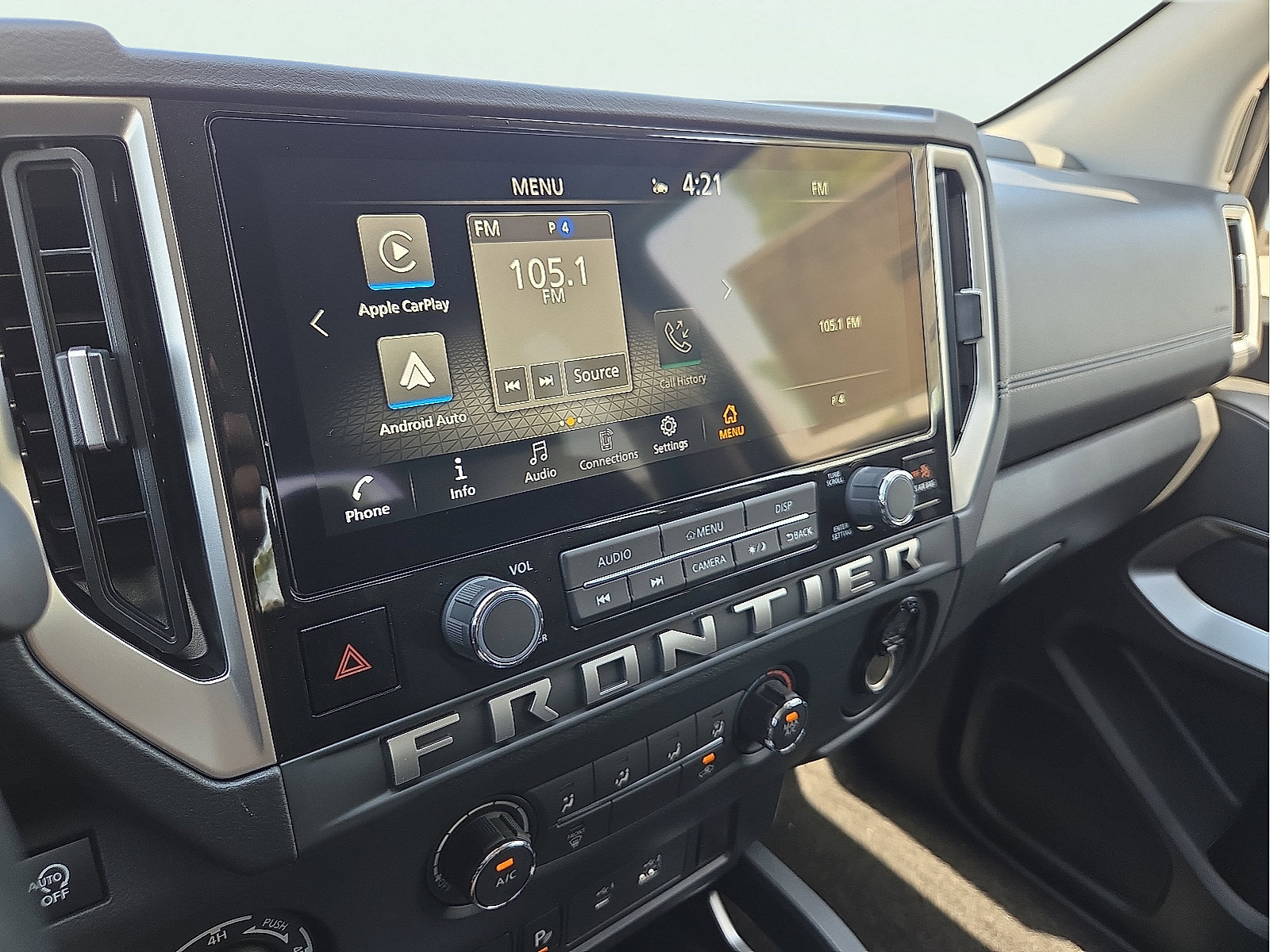 New 2026 Nissan Frontier SV w/ Tow Package AWD/4WD image 16