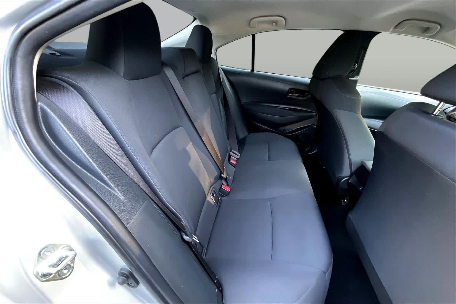Used 2022 Toyota Corolla LE FWD image 20
