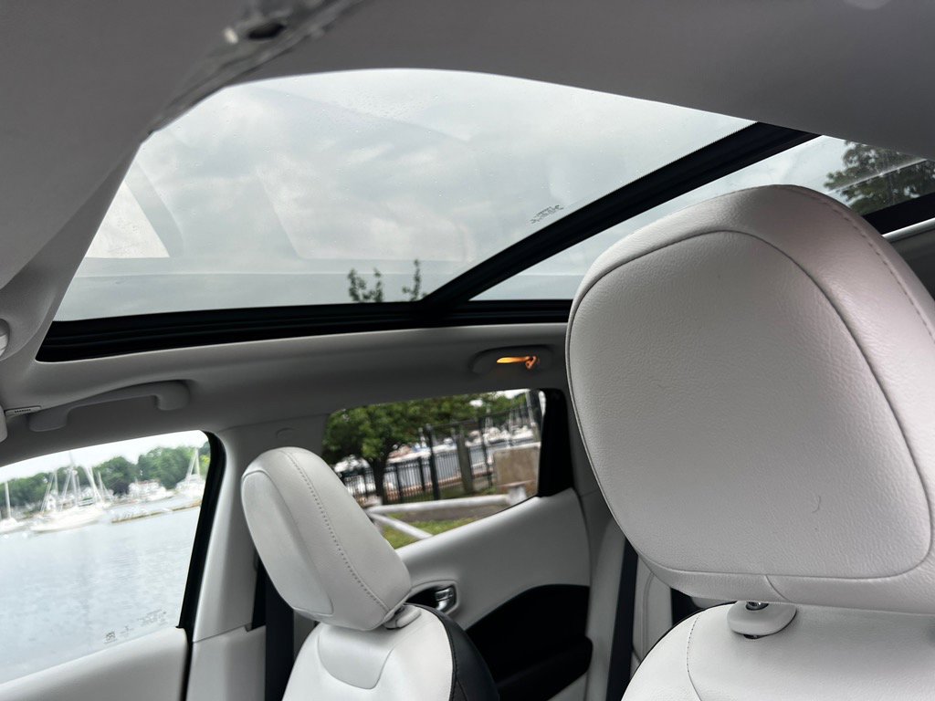 Certified 2019 Jeep Compass Limited w/ Safety & Security Group image 22