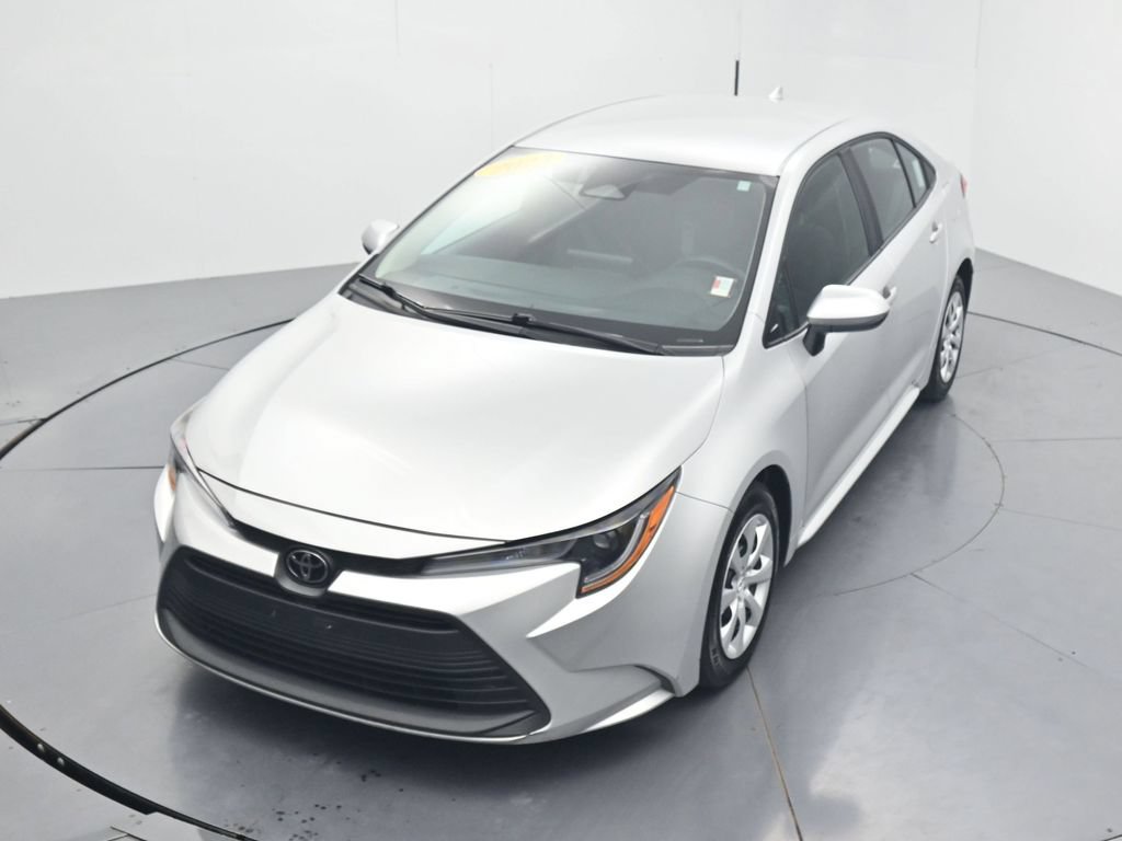 Used 2023 Toyota Corolla LE FWD image 43