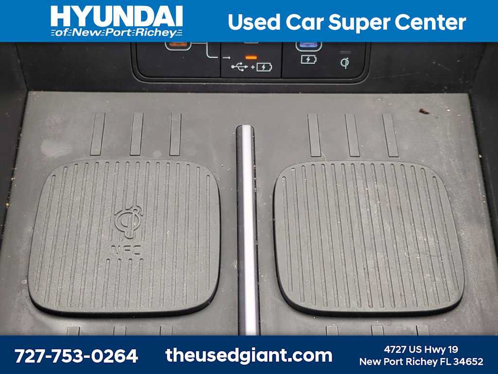 Used 2025 Hyundai Santa Fe SEL FWD image 25