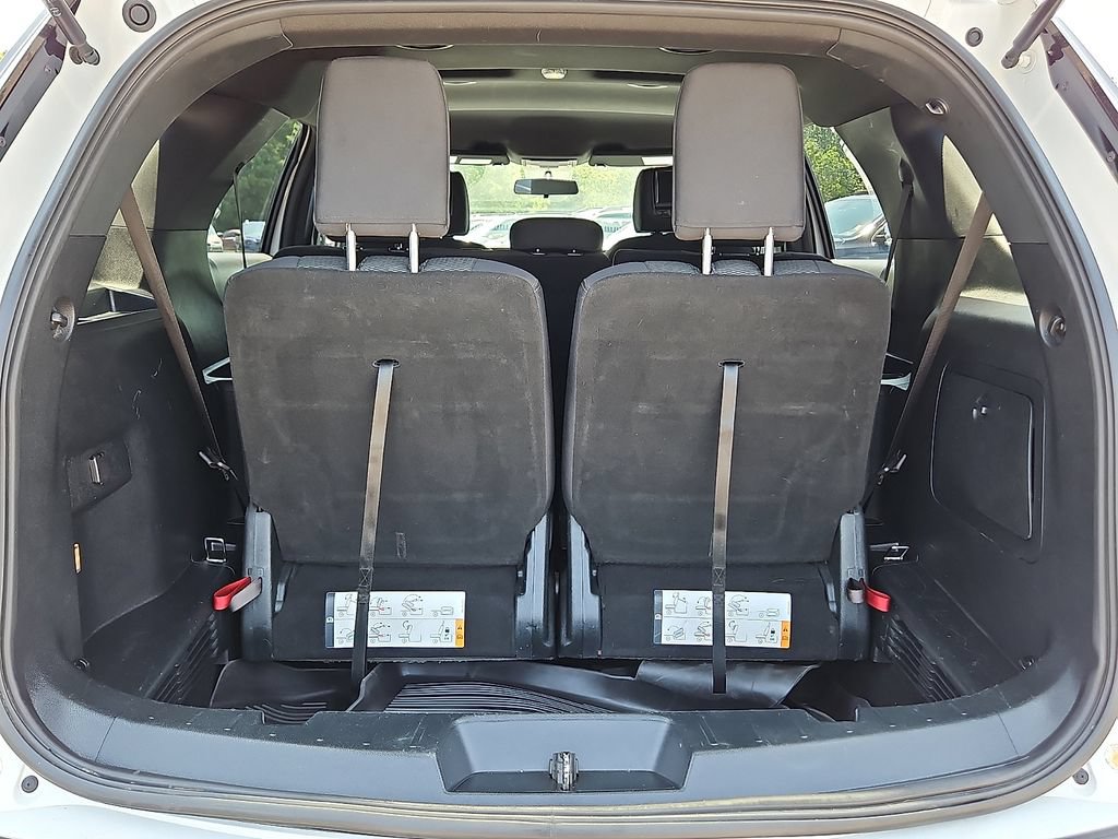 Used 2019 Ford Explorer XLT w/ Class III Trailer Tow Package AWD/4WD image 28