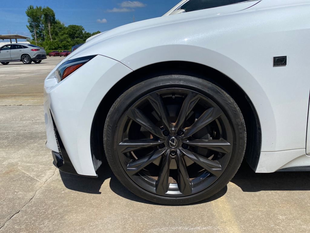 Used 2024 Lexus IS 350 F Sport RWD image 19