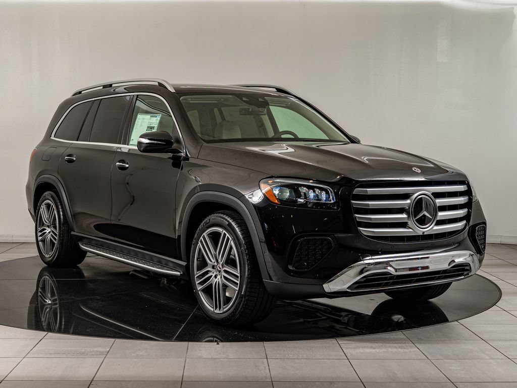 Used 2026 Mercedes-Benz GLS 450 4MATIC image 3