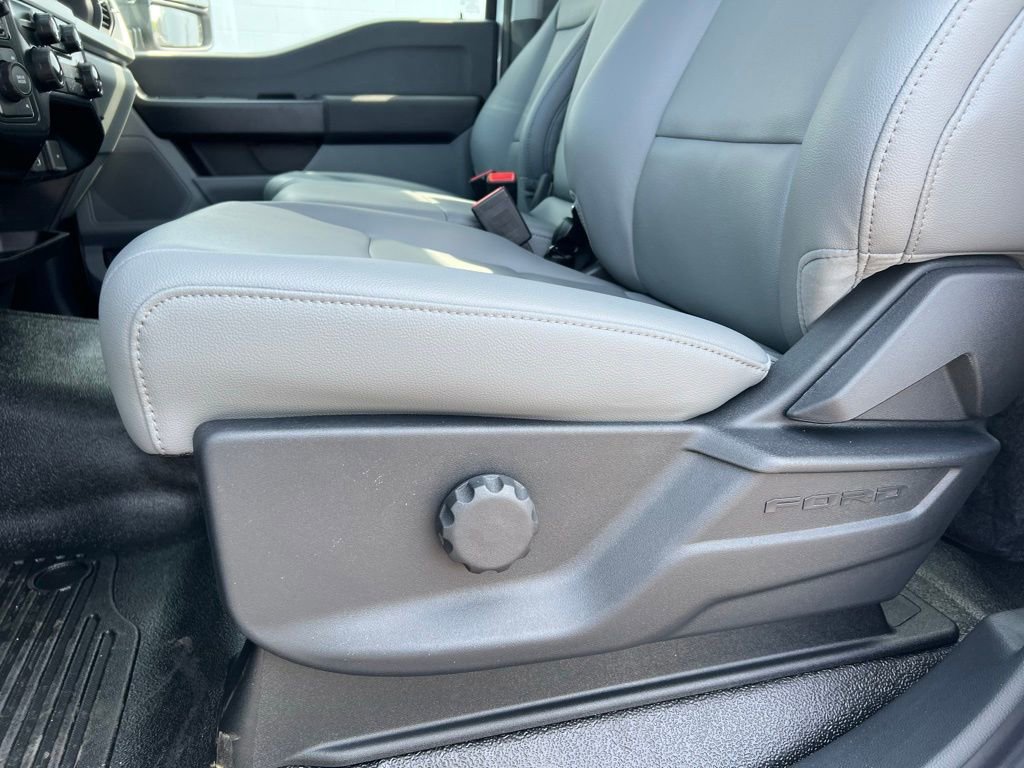 New 2025 Ford F550 4x4 Regular Cab Super Duty w/ XL Chrome Package image 14