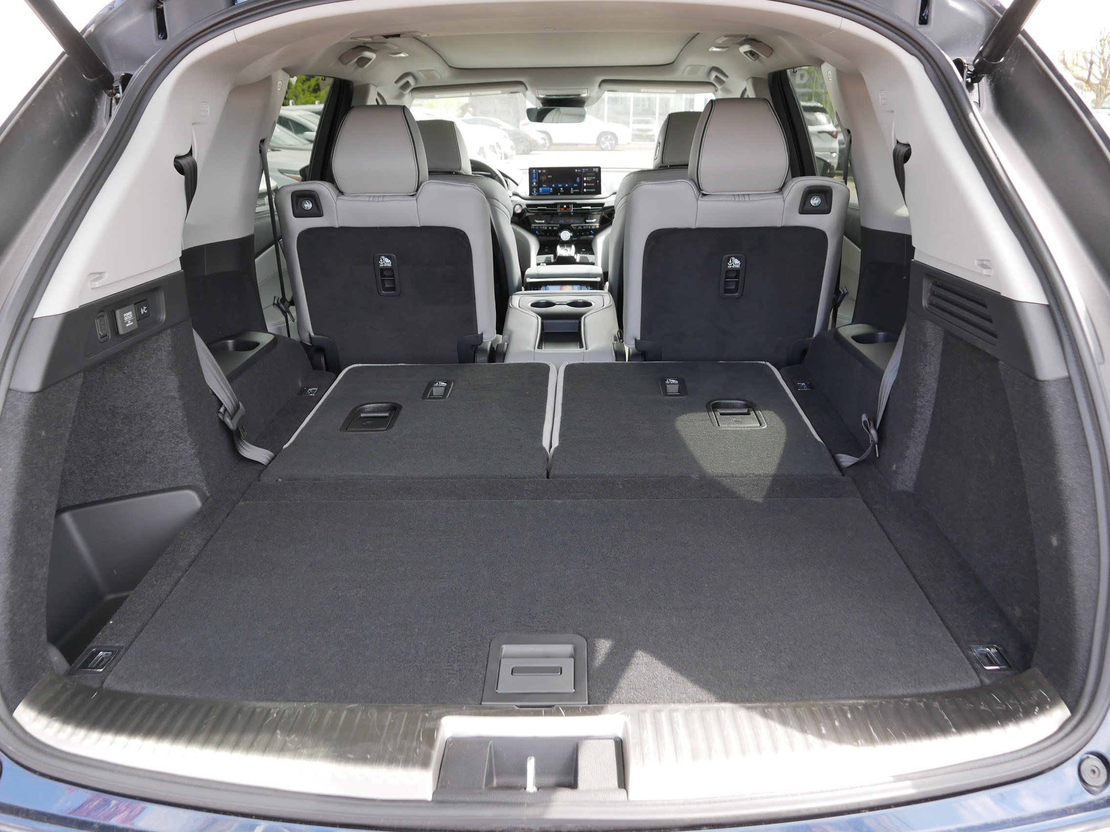 Certified 2026 Acura MDX SH-AWD w/ Advance Package image 18