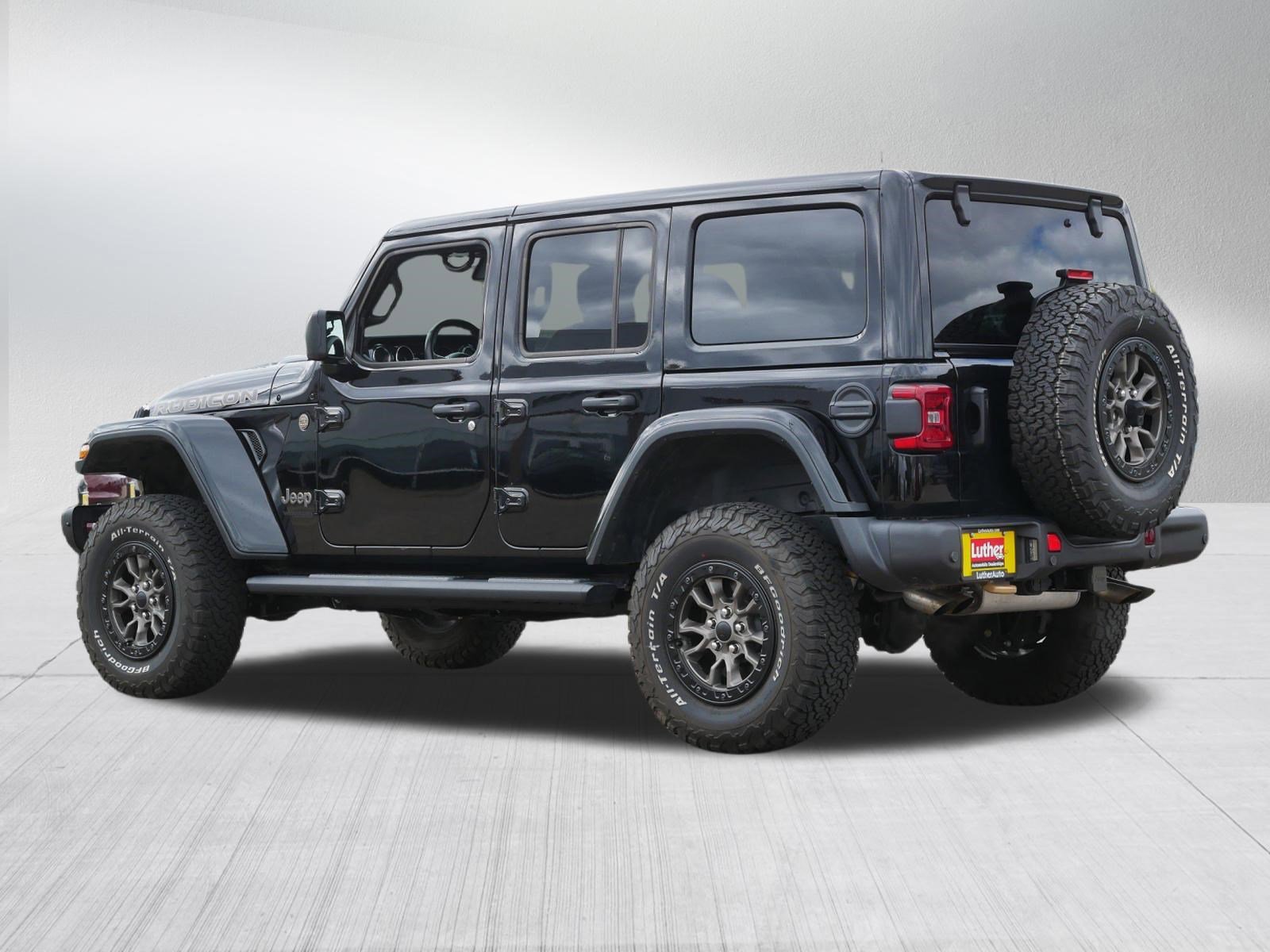 Used 2022 Jeep Wrangler Unlimited Rubicon w/ Trailer Tow Package AWD/4WD image 5