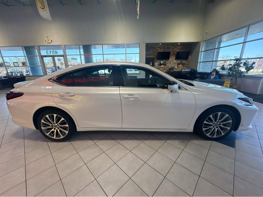 Used 2021 Lexus ES 250 w/ Premium Package AWD/4WD image 14