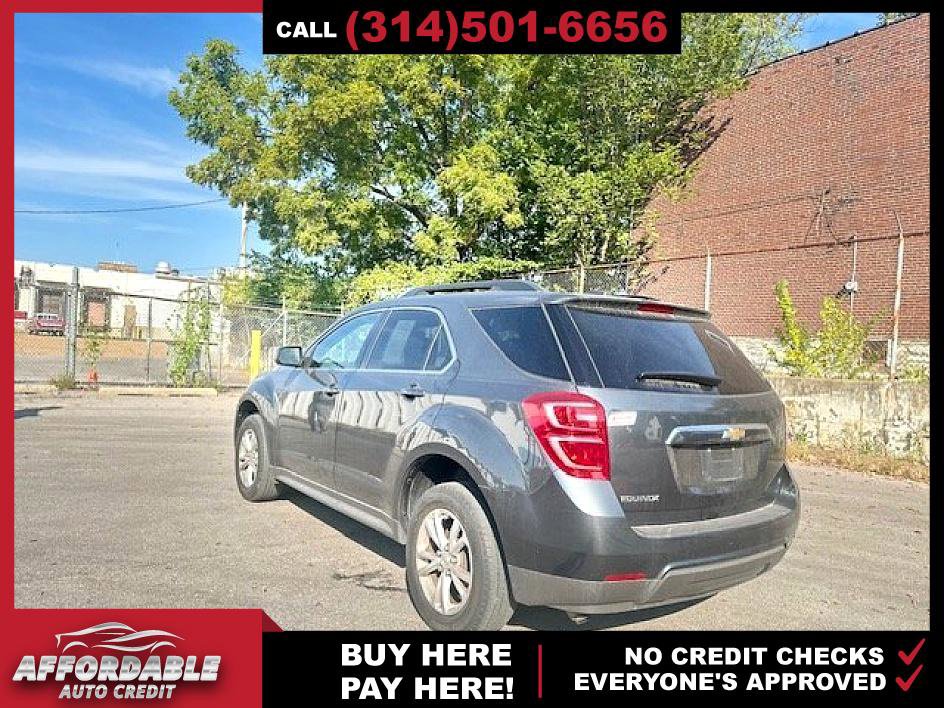 Used 2017 Chevrolet Equinox LT w/ Convenience Package image 3