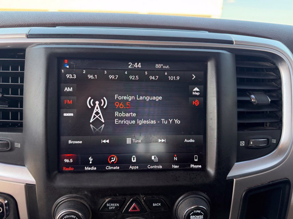 Used 2018 RAM 1500 Classic SLT w/ Luxury Group AWD/4WD image 33