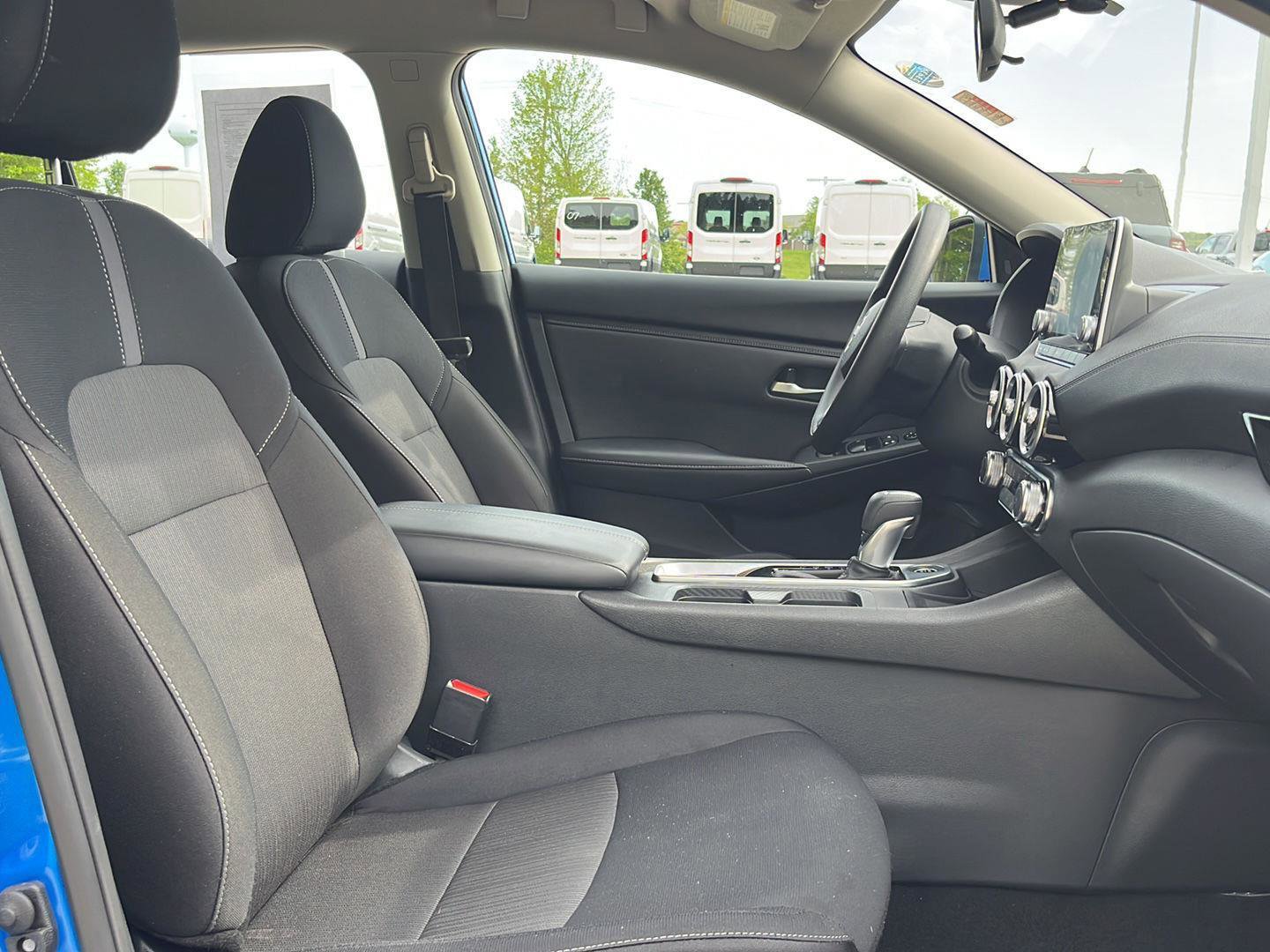 Used 2025 Nissan Sentra SV FWD image 28