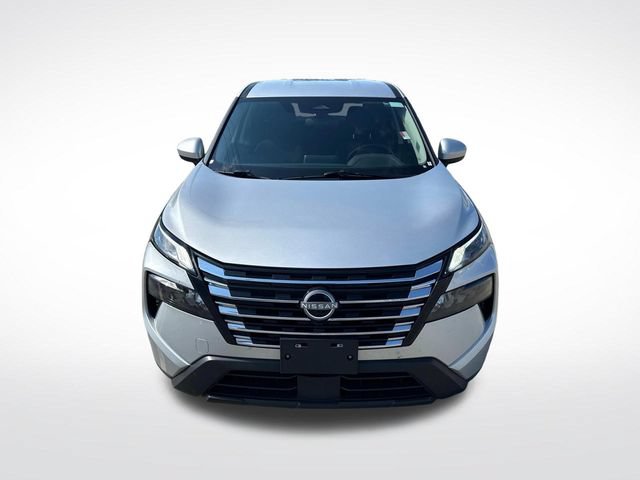 Used 2025 Nissan Rogue SV FWD image 2