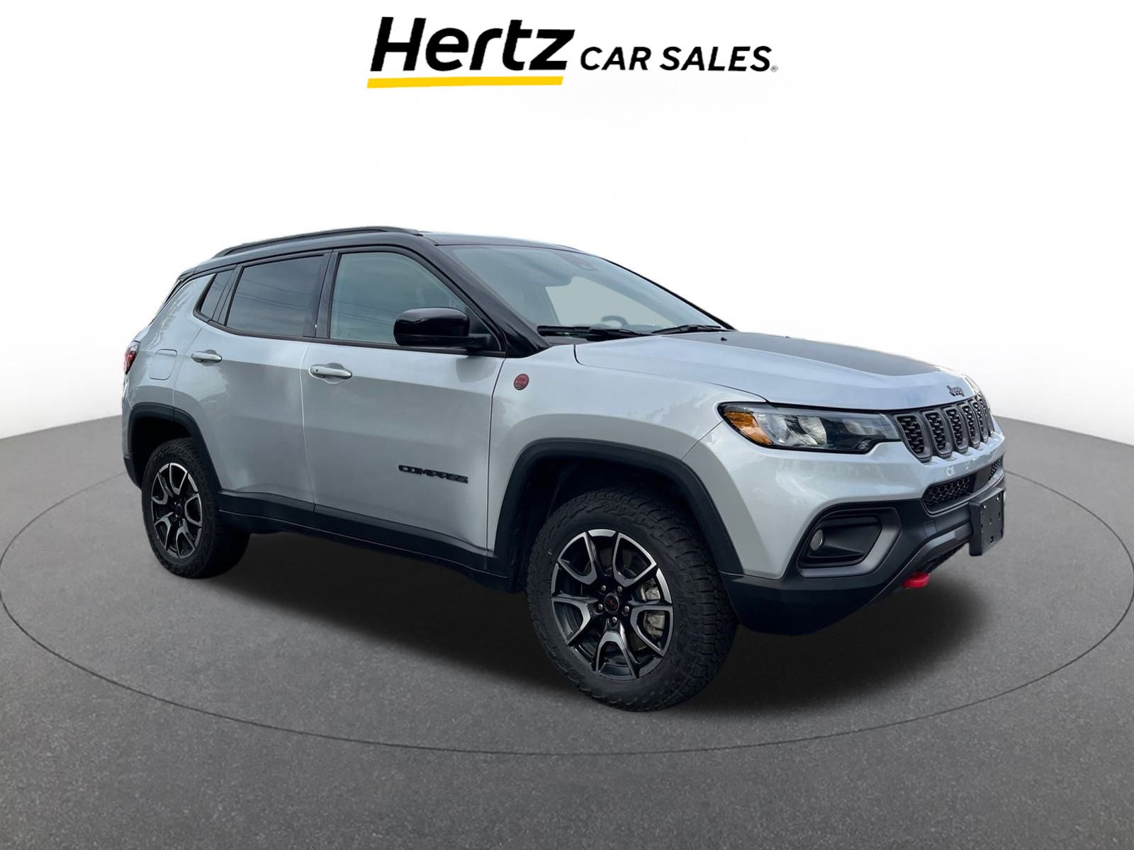 Used 2025 Jeep Compass Trailhawk w/ Trailer Tow Group image 1