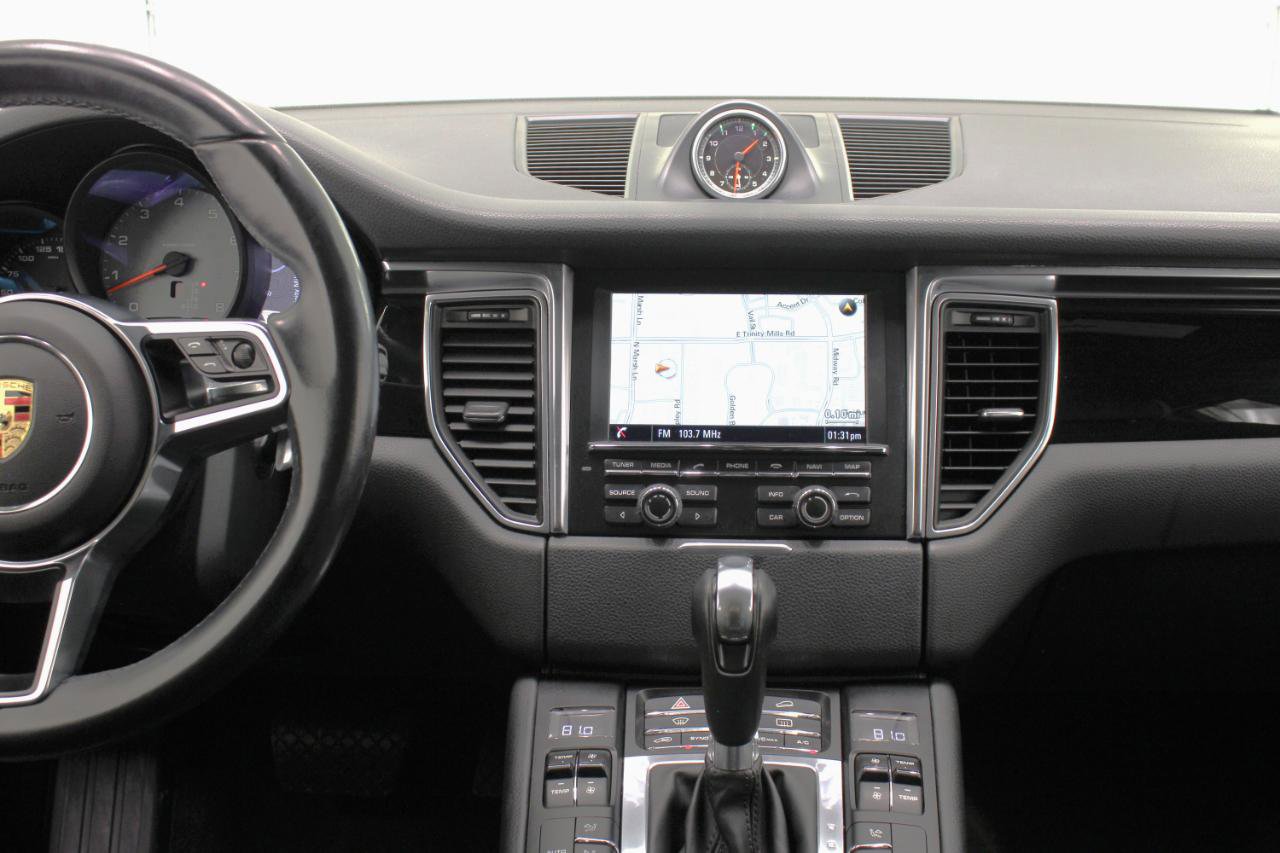 Used 2016 Porsche Macan S image 54