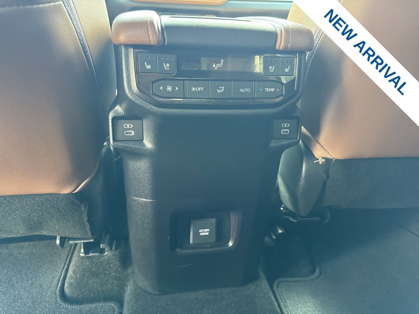 Used 2024 Toyota Grand Highlander AWD Hybrid image 16