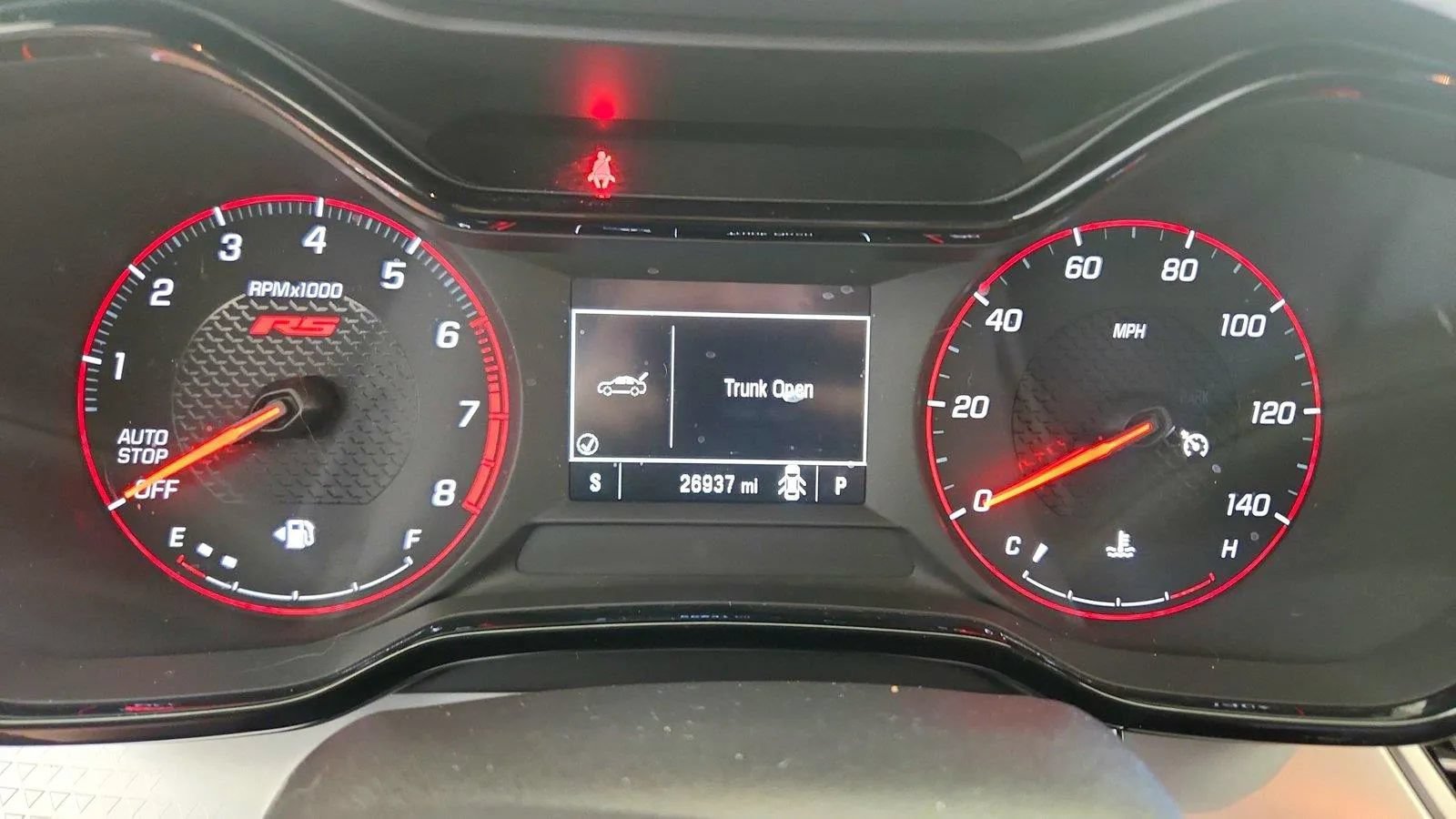 Used 2024 Chevrolet Trax RS w/ Sunroof Package FWD image 17