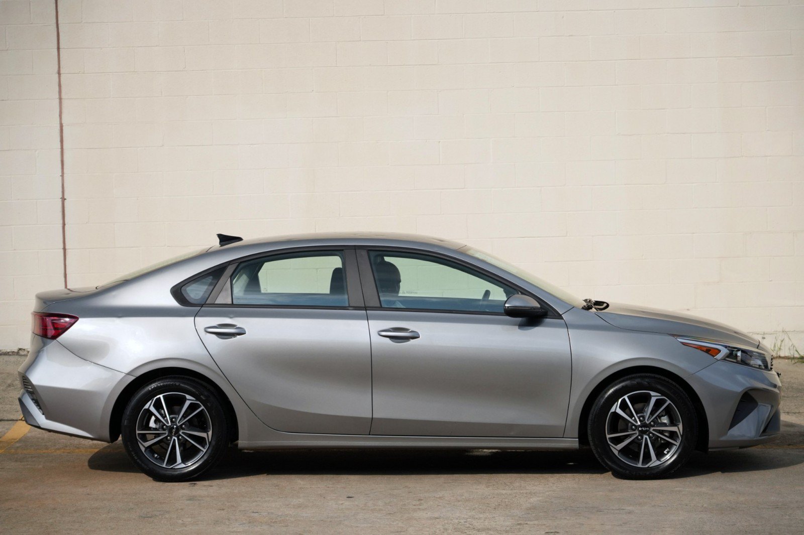 Used 2023 Kia Forte LXS w/ LXS Technology Package FWD image 44
