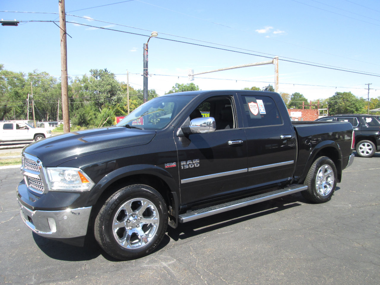 Used 2018 RAM 1500 Laramie w/ Convenience Group image 2