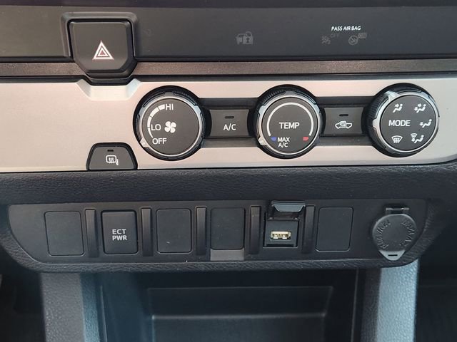 Used 2023 Toyota Tacoma SR5 w/ SR5 Appearance Package image 17