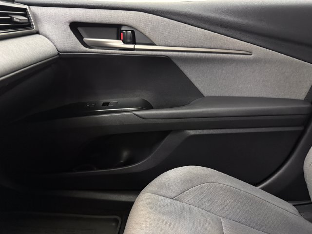 Used 2026 Toyota Camry LE w/ Convenience Package FWD image 25