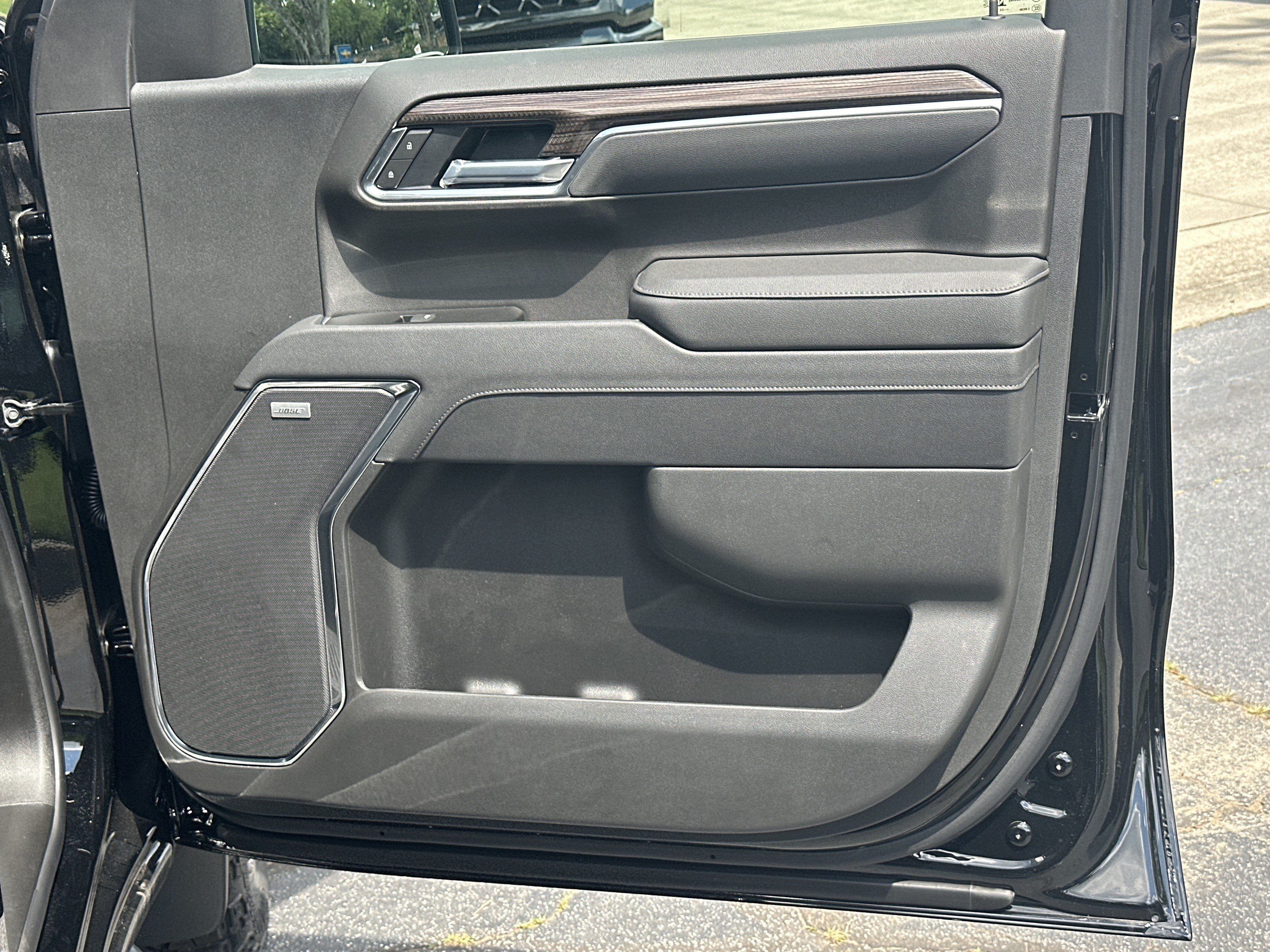 New 2026 Chevrolet Silverado 1500 LT Trail Boss w/ Convenience Package II AWD/4WD image 14