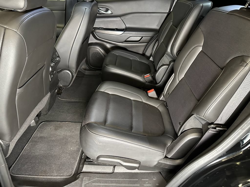 Used 2023 GMC Acadia SLT w/ Elevation Edition AWD/4WD image 21