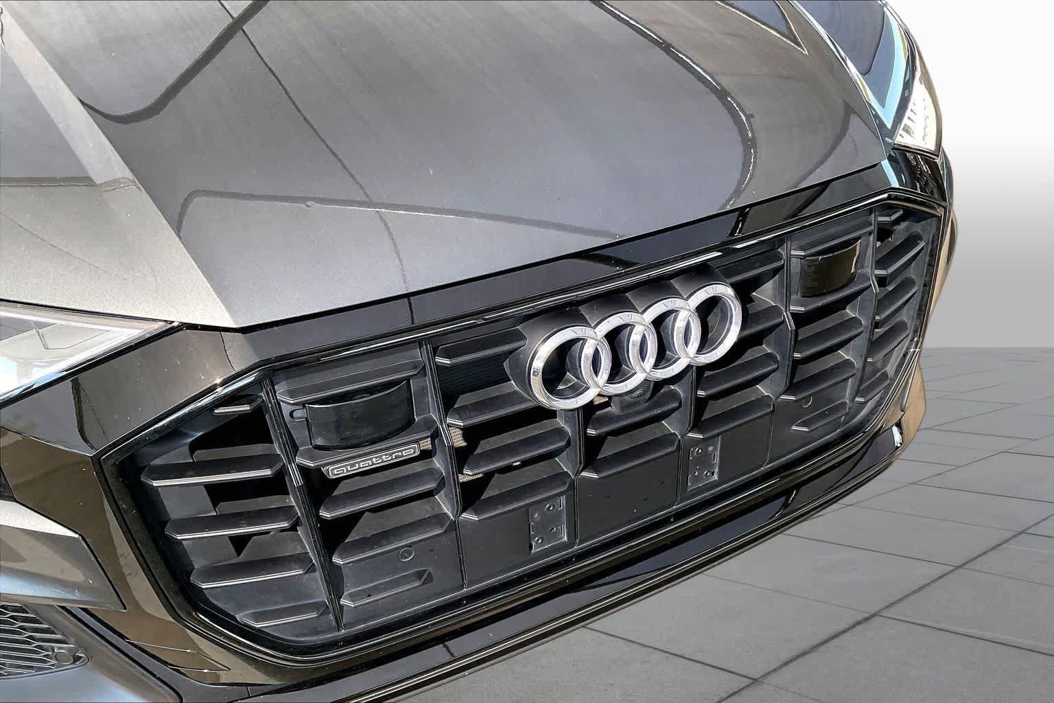 Used 2023 Audi Q8 Prestige AWD/4WD image 29