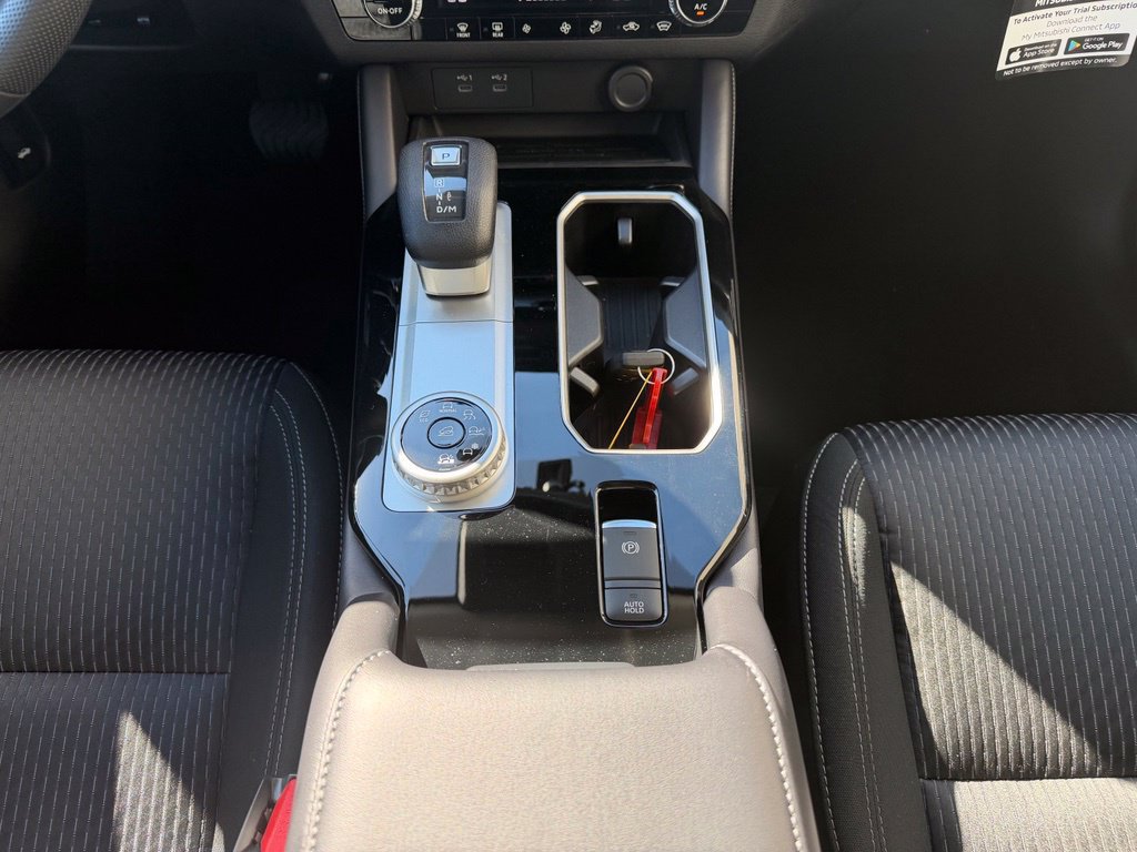 New 2026 Mitsubishi Outlander ES AWD/4WD image 19