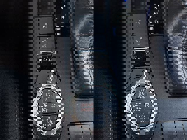 Used 2025 Toyota 4Runner TRD Off-Road image 21