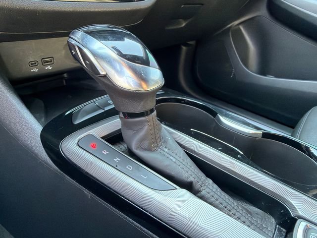 Used 2025 Buick Envista Sport Touring w/ Convenience I Package image 32