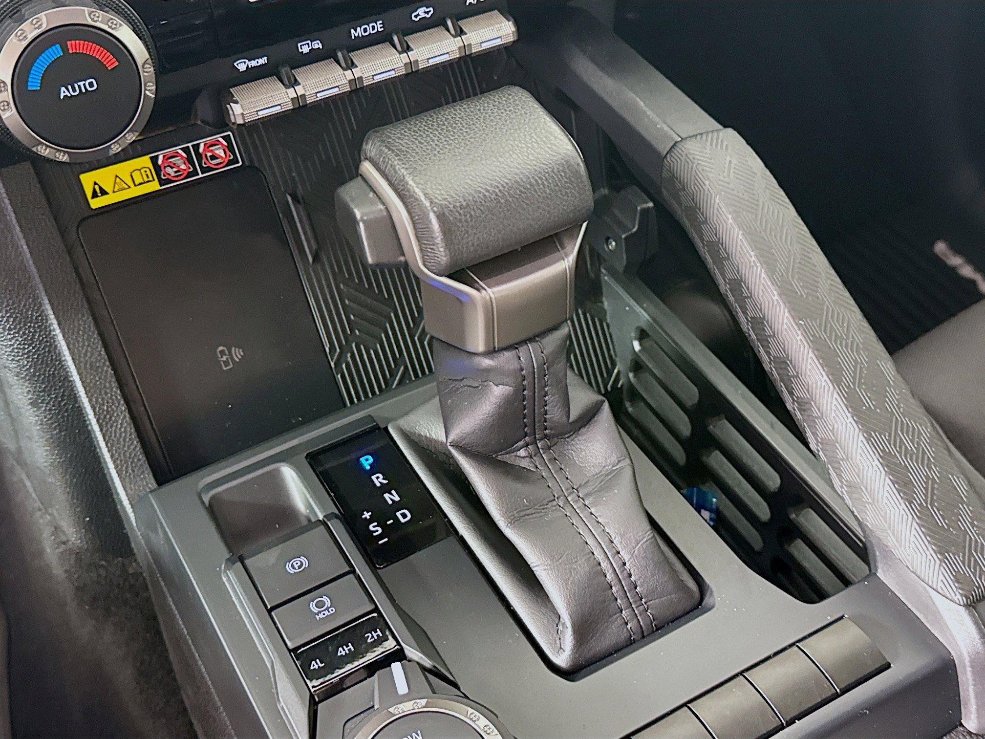 Used 2024 Toyota Tacoma SR5 image 19