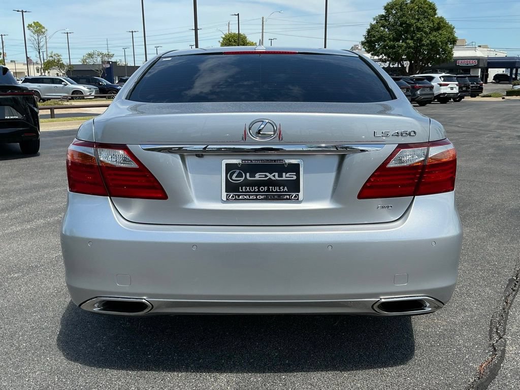 Used 2011 Lexus LS 460 AWD w/ Comfort Pkg image 4