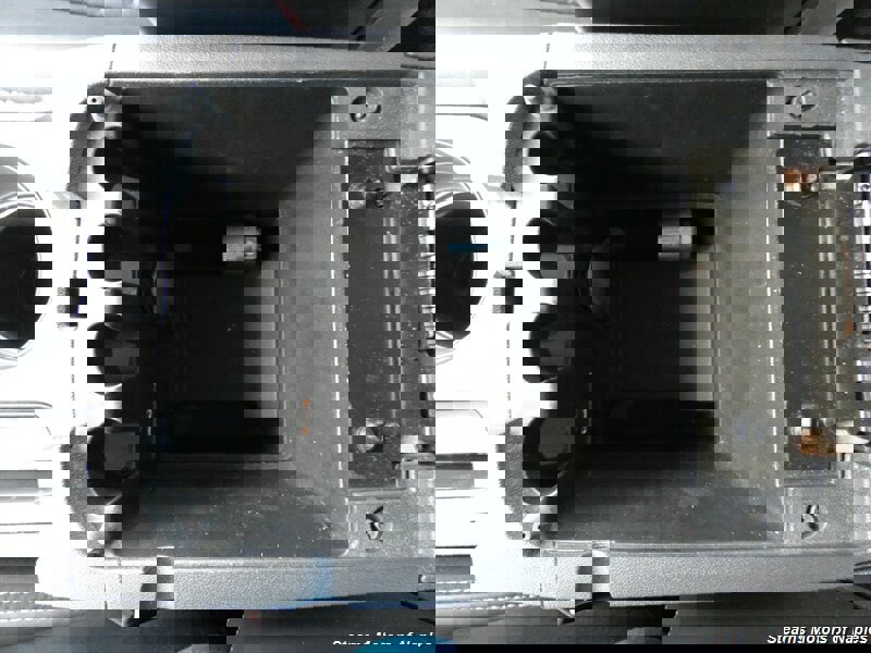 Used 2011 Dodge Challenger SE image 33