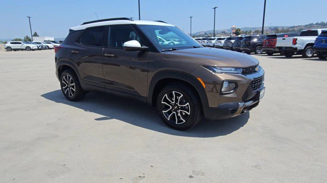 Used 2021 Chevrolet TrailBlazer ACTIV w/ Sun and Liftgate Package FWD image 2