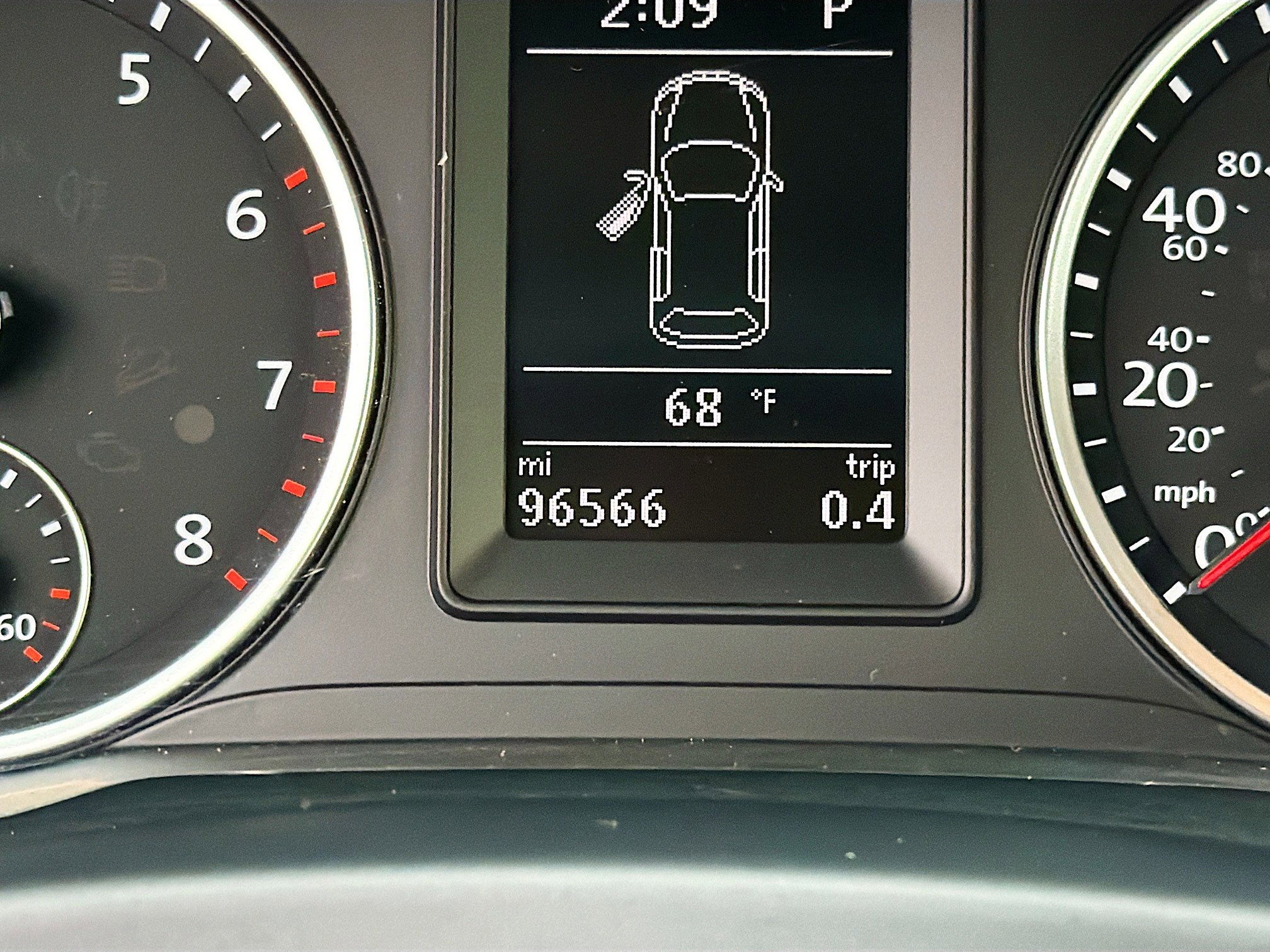 Used 2017 Volkswagen Tiguan Limited image 35